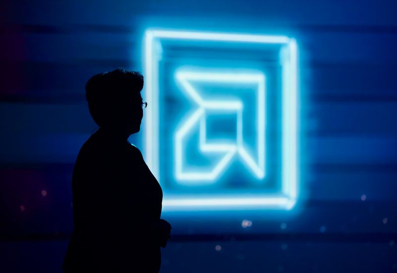 AMDは過去最高の時価総額である4540億ドルを達成し、インテルをほぼ3分の1上回った。