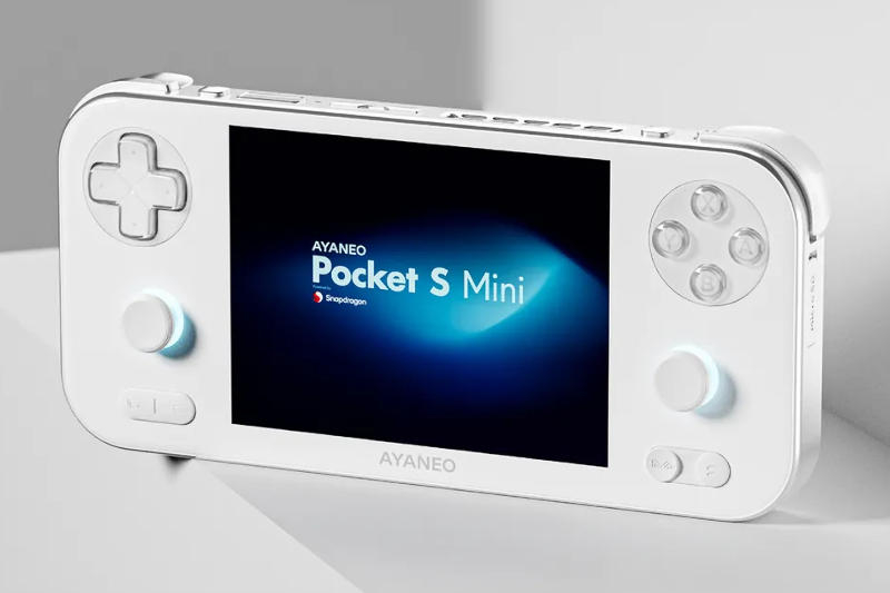 アヤネオは価格を上げ、一部の携帯型コンソールの製造を停止します。メモリコストの増加が原価を押し下げたためです