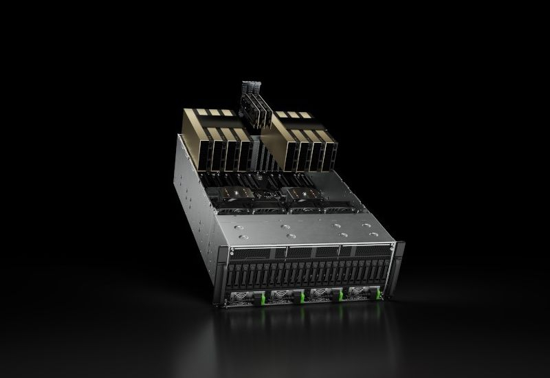 NVIDIAはまだ中国にH200アクセラレータを一台も届けておらず、そこで受け入れを拒否されている。