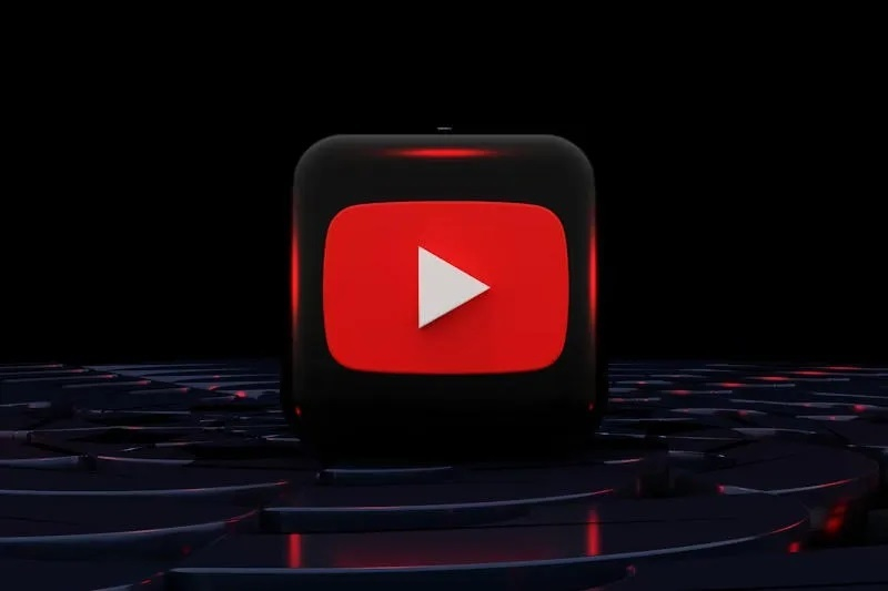 YouTubeウェブプレーヤーがフリーズし、数ギガバイトのRAMを消費しています