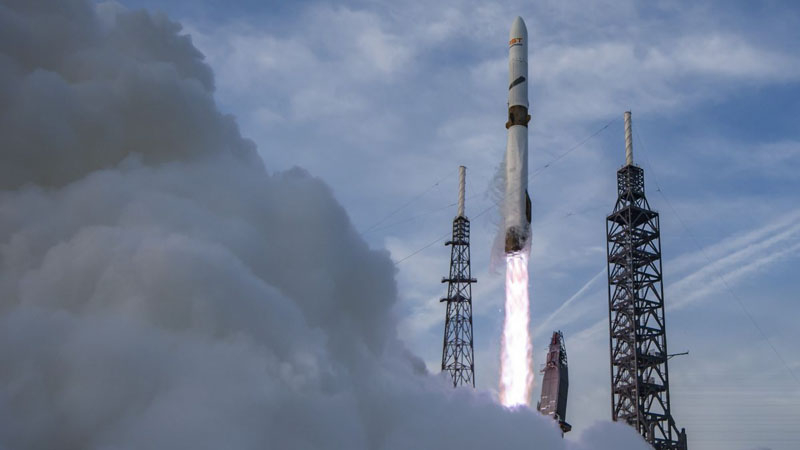ブルー・オリジンは事件調査を終えた後、費用のかかるロケット「New Glenn」の打ち上げに戻ります