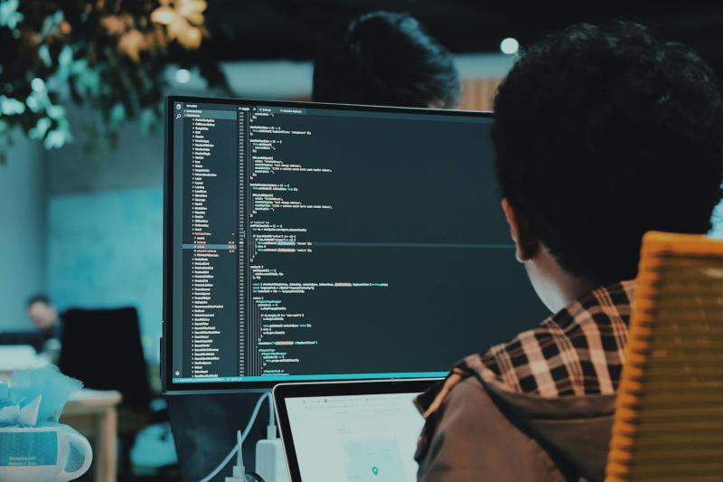Linuxは、CopyFailとDirty Fragの脆弱性に対抗するために、システムに緊急「切断装置」を追加することを提案しています