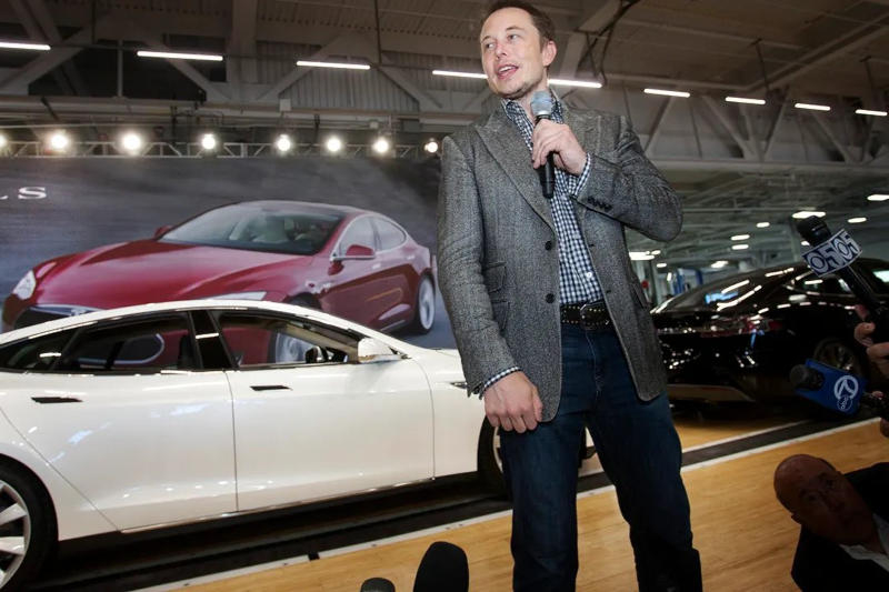 OpenAIは、イーロン・マスクが1億ドルの訴訟において法的な「罠」を仕掛けたと非難しています