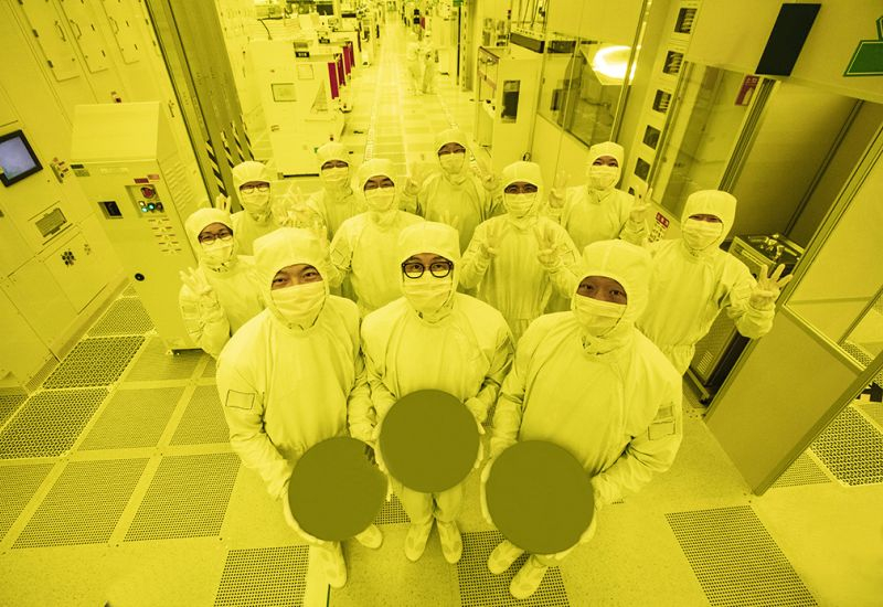 半導体世界市場は、今年中に1兆ドルの規模に達し、計画より4年早く実現しました。これは人工知能の発展によるものです