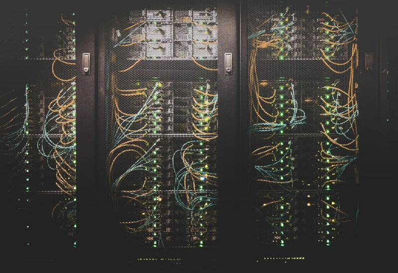 アルファベットは、人工知能インフラの発展のために800億ドル相当の株式を売却する予定です