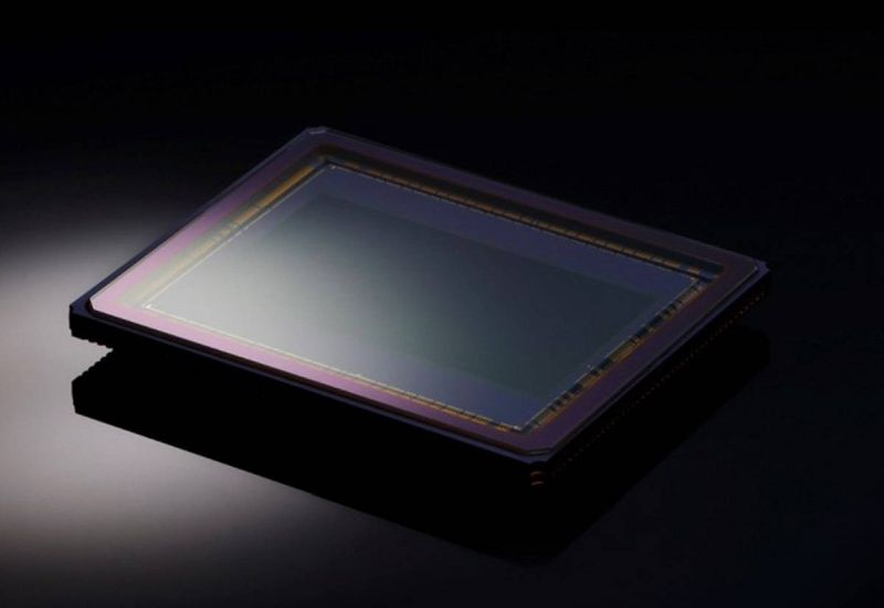 Canonは画像センサーにRapidusの2ナノメートルプロセスを使用する予定ですが、その理由は不明です