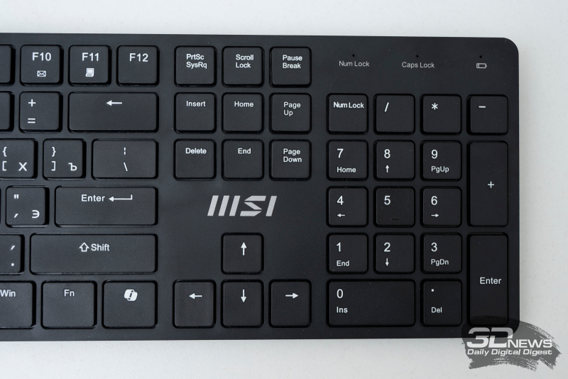 MSI FORGE K200 ワイヤレスコンボ – キーボードとマウス、長時間バッテリー駆動