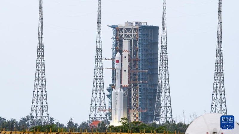 天舟10号宇宙貨物輸送機は、誤差なく6.2トンの貨物とその他多くを中国国際宇宙ステーションに運搬しました