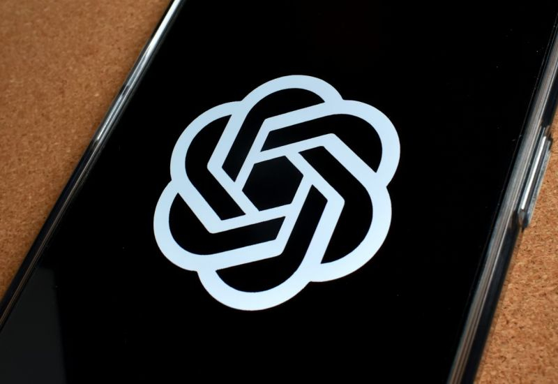 NVIDIAはOpenAIに300億ドルを投資し、初期の1,000億ドル取引は遅延しています