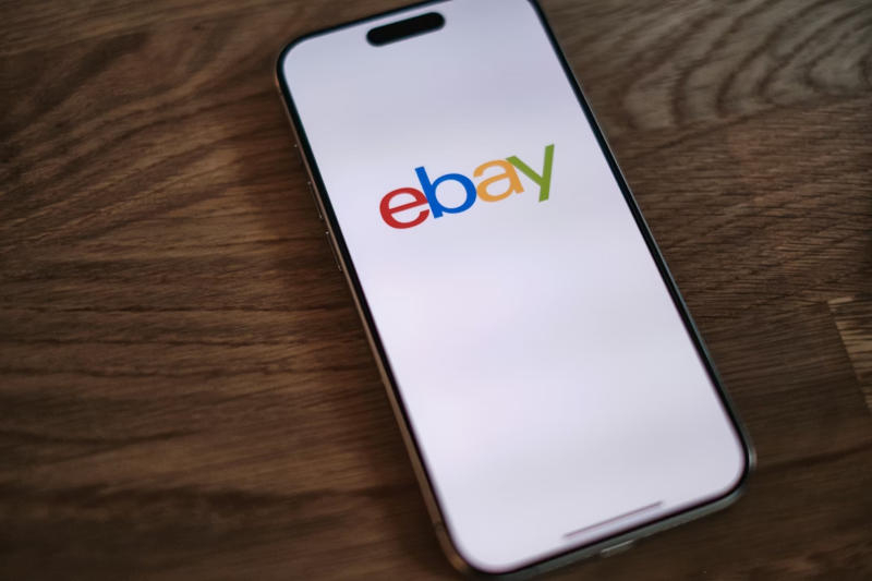 Ebayは5,600万ドルでの購入に関するGameStopの割引かつ非利益的な取引を却下しました。