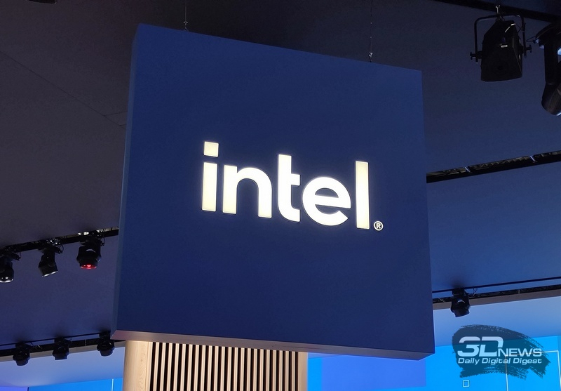 インテル株は、トランプ氏がApple向けチップ供給契約を発表した後、10％上昇しました