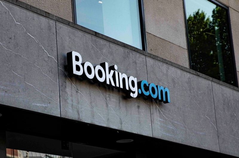 サイバー犯罪者がBooking.comのユーザー予約情報を盗み、被害者からその事実が報告されました