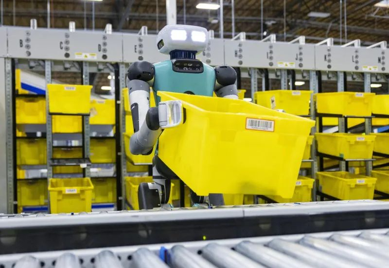 トヨタはRAV4の生産に、アジリティ・デジット社のヒューマノイドロボットファミリーを導入しました