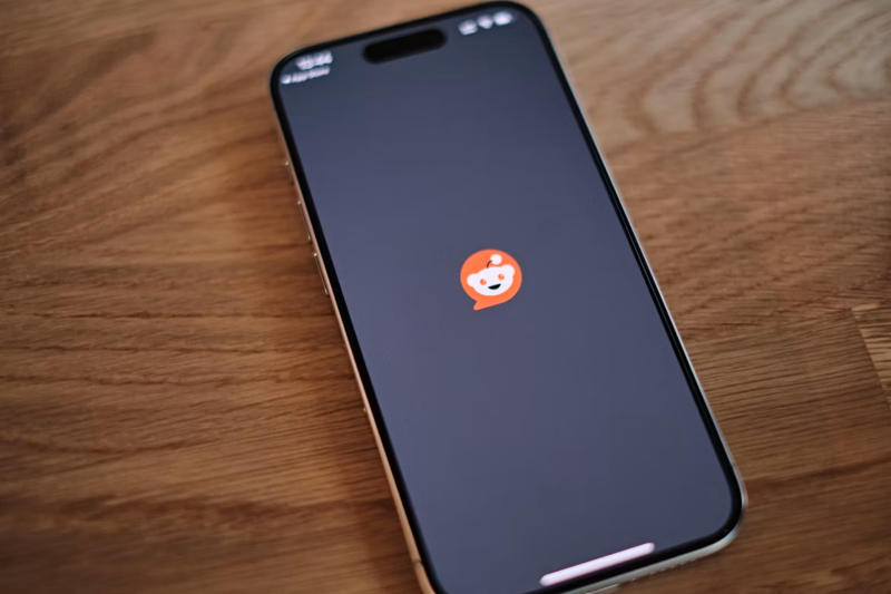 Redditは、Google AI検索に送られる疑わしい医療手順のスパムで覆われました