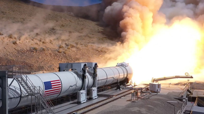 米国は、ロケット用の再起動可能な固体燃料エンジンを開発しており、衛星の簡素化と信頼性向上を目指しています