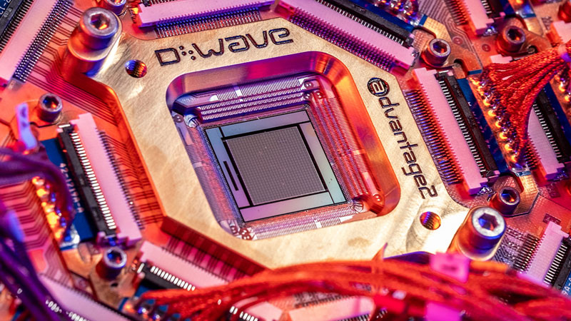 D-Waveは2032年に競合他社を凌駕する、より高度な汎用量子コンピュータを開発すると約束しています