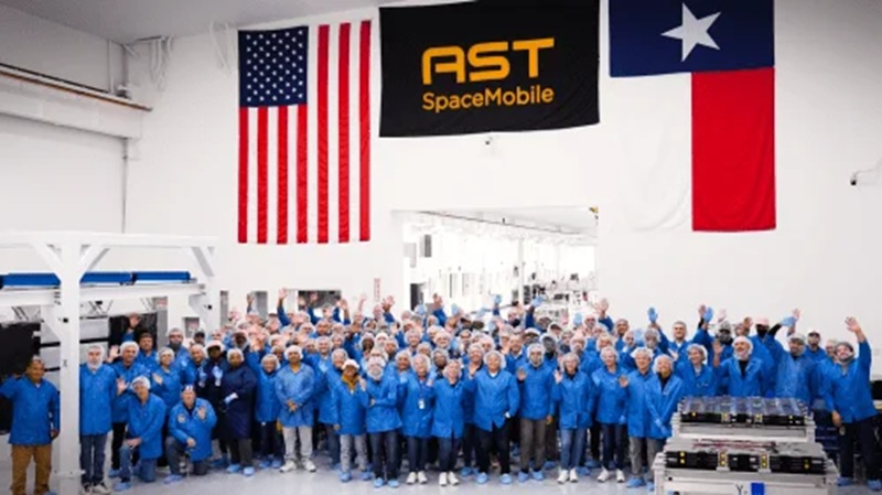 AST SpaceMobileはスマートフォン向けの衛星インターネットをほぼ5倍速くしました