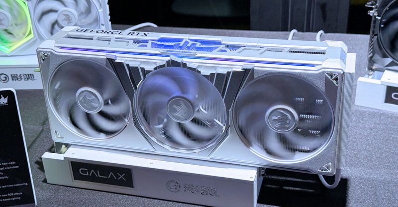 ガラックスは、4つのファンとスヴァロウスキークリスタルを備えたGeForce RTX 6090 Hall of Fameのコンセプトを発表しました