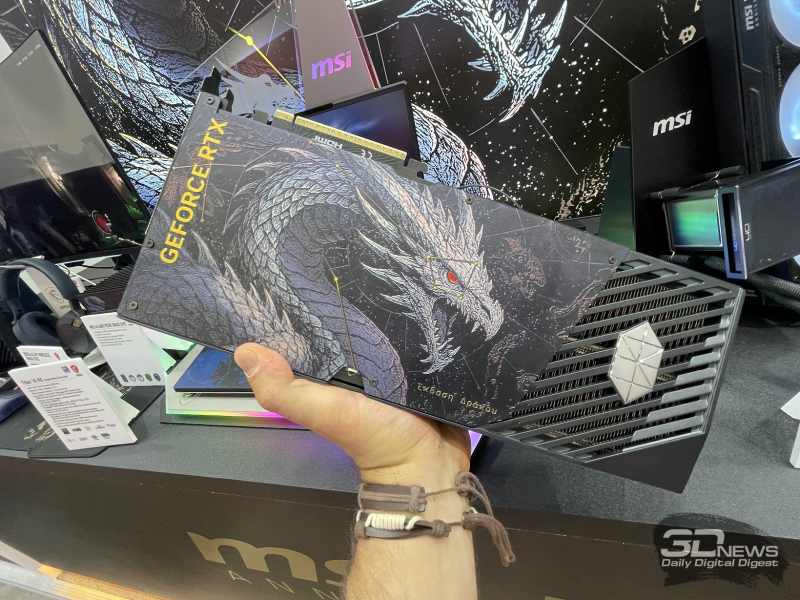 MSIは、後部パネルに大きなドラゴンが描かれた記念版「Draco Epic」でGeForce RTX 5080 Suprimを発表しました