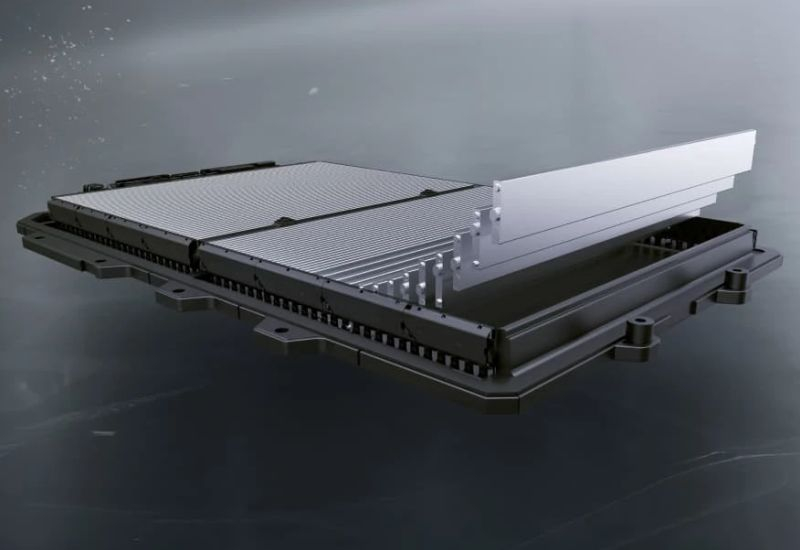 中国の製造業者BYDは、リチウム鉄リン酸をベースにした新しいバッテリー「Blade Battery 2.0」を発売しました。97％まで充電するのにわずか9分しかかかりません