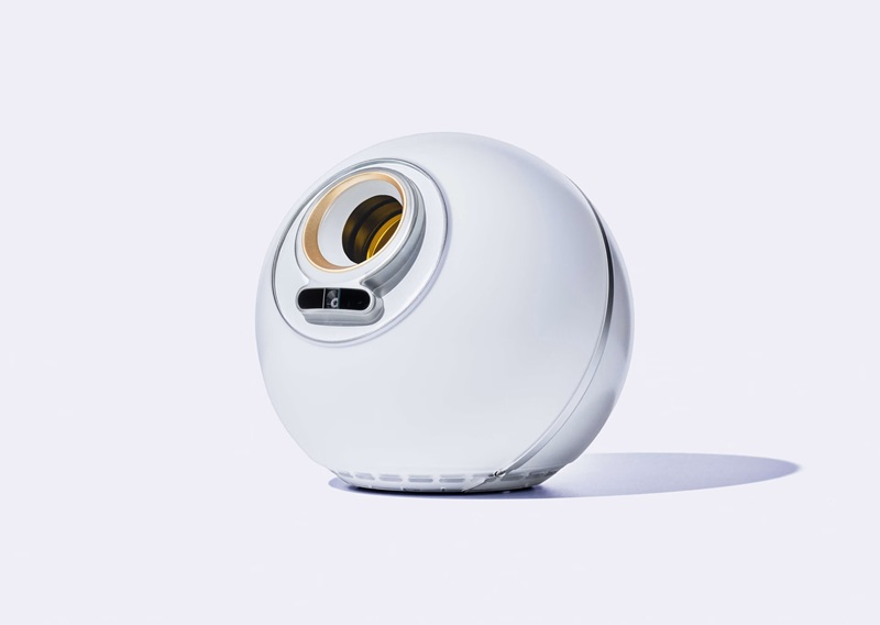 Tinder などのサービスは実際のユーザー確認を導入し、World Altman は暗号通貨領域を超える動きを報告しています。