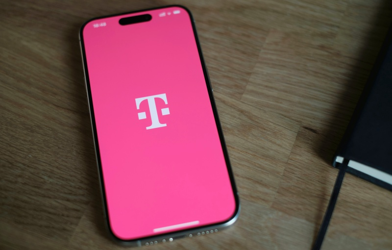T-Mobileは、サードパーティアプリを必要とせずに、リアルタイムで50以上の言語への通話翻訳を導入します